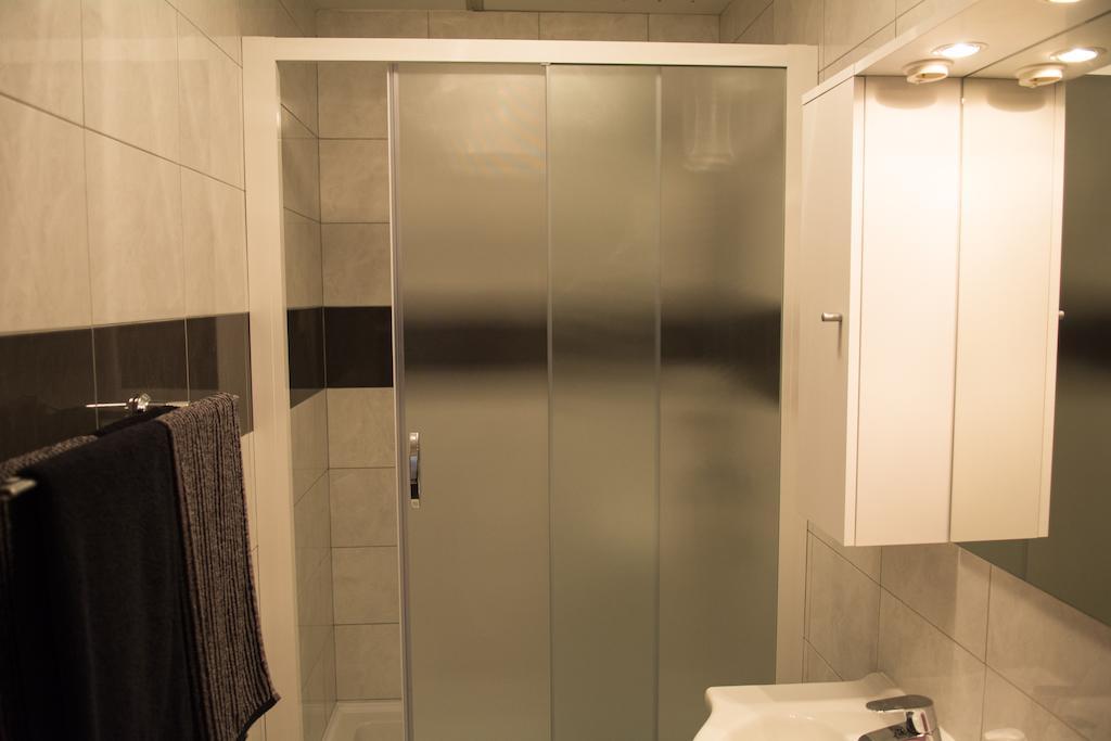 Room Placeforyou Dubrovnik Rum bild