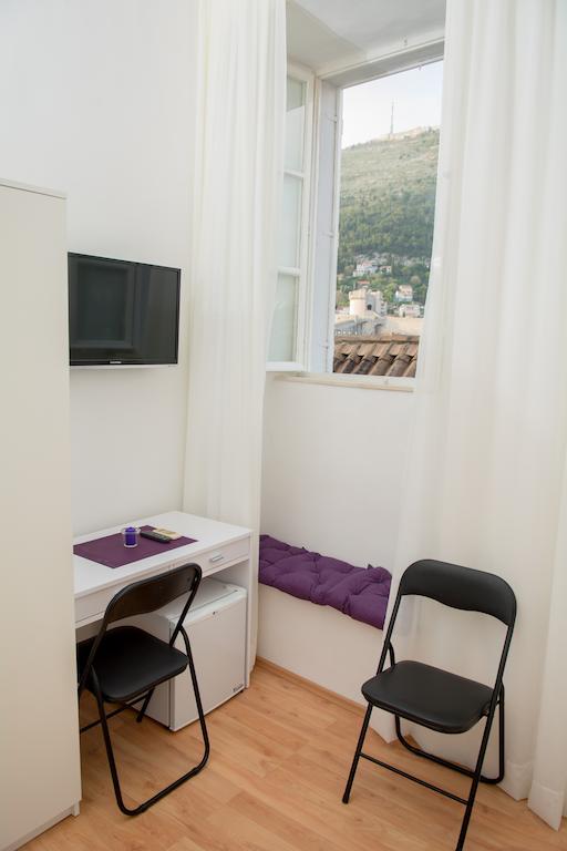Room Placeforyou Dubrovnik Rum bild