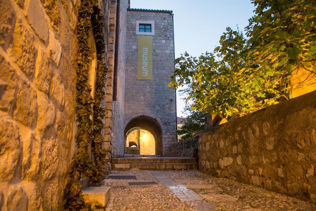 Room Placeforyou Dubrovnik Rum bild